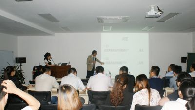 積跬步，至千里，華衛(wèi)公司2018年二季度總結(jié)會(huì)議圓滿結(jié)束